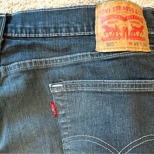 Levi's 505 Dark Blue Jeans with Red Tab 35 x 32